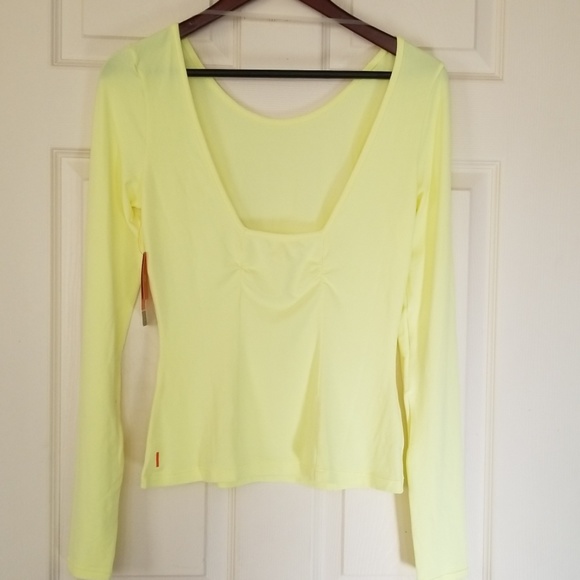 Lucy flexibility long sleeve top - Picture 3 of 6